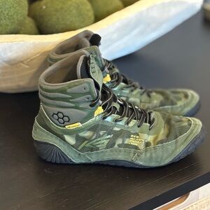 Rudis wrestling shoe